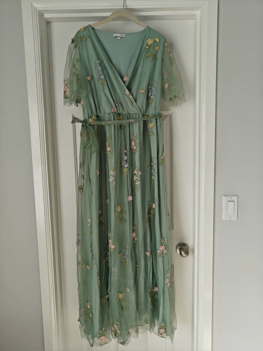 Baltic Born Marseille Embossed Maxi Dress Sage Green Floral Embroidery Prom XL